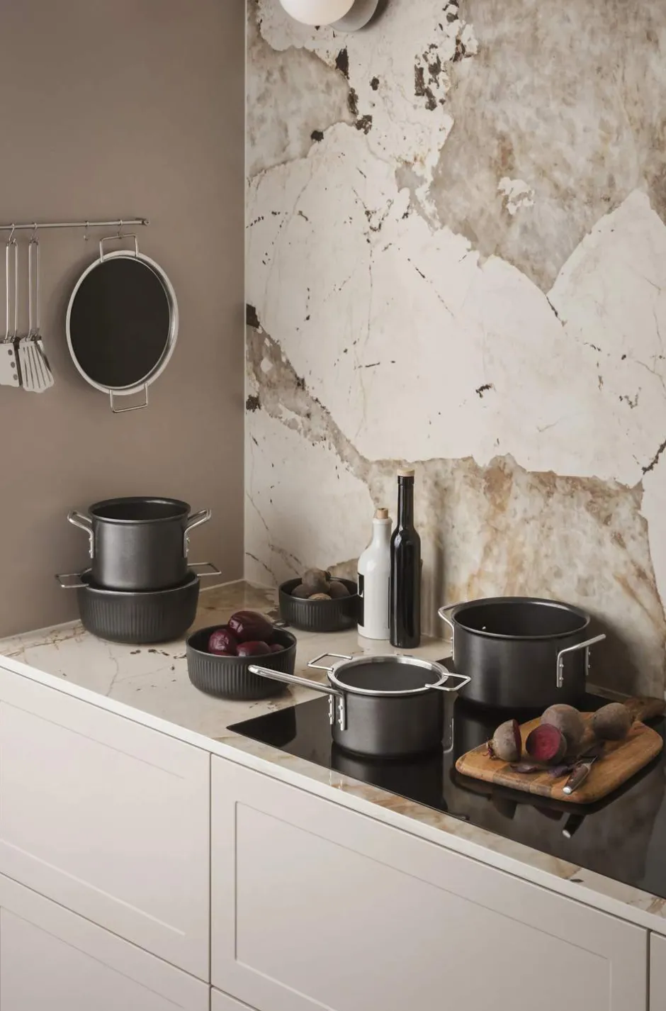 Eva Trio Black line Gryde* Gryder
